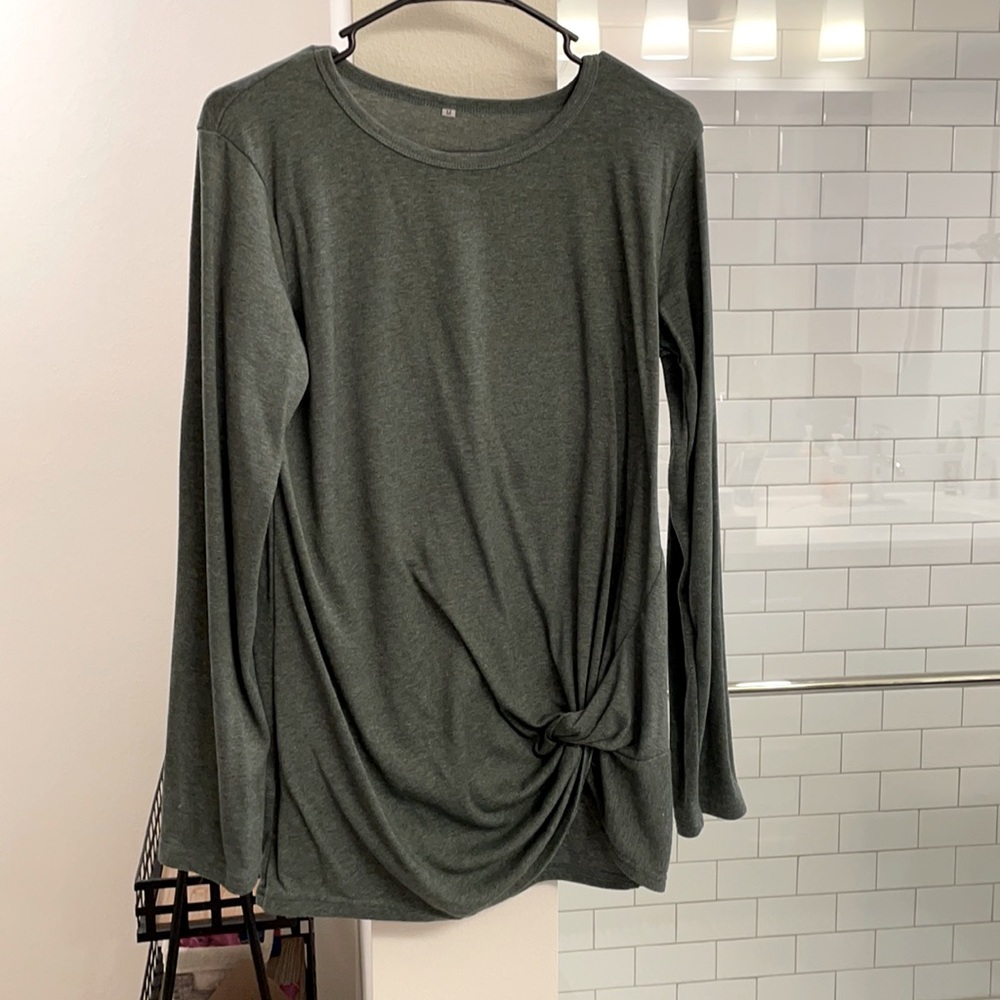 Dark green twisted tie shirt